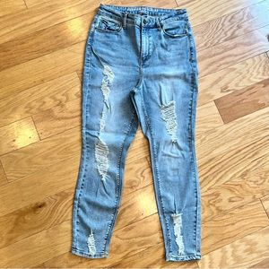 Fashion to Figure- Hi-Rise Skinny Jeans Plus Size 12 Short *Brand New